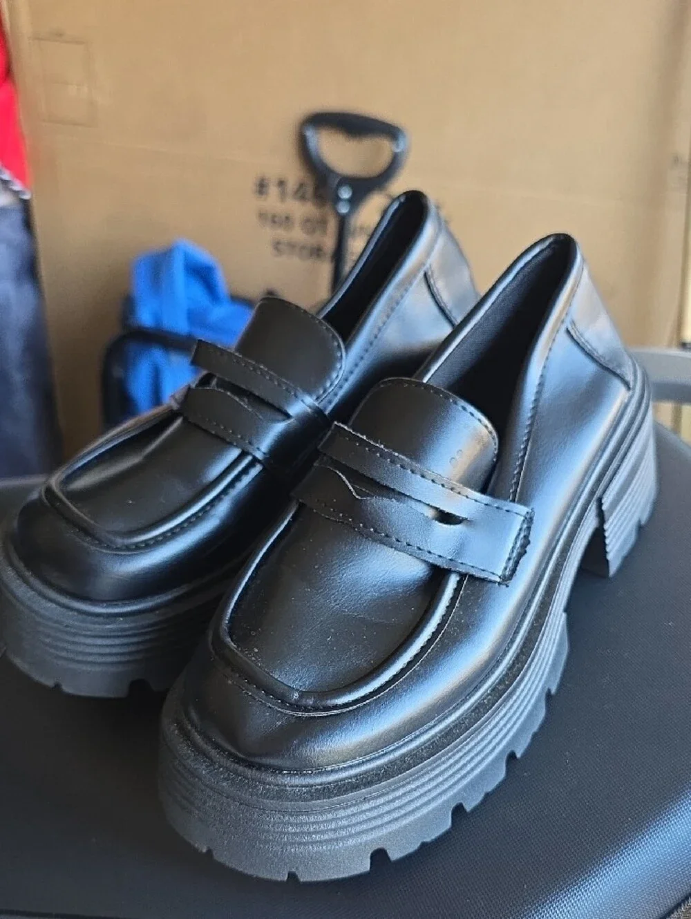 Black Leather  Loafers - Classic Slip-On Style